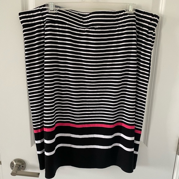 NWT Pennington’s Striped Skirt - Picture 4 of 6